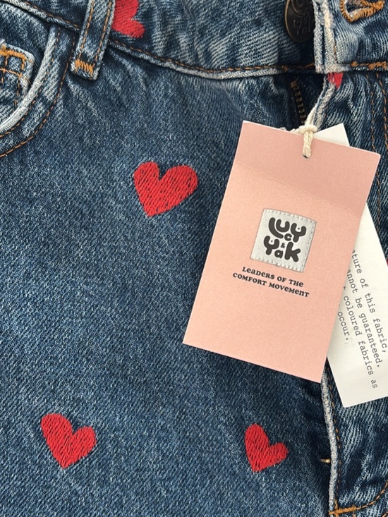 Lucy and Yak Drew in Cupid hearts - Picture 1 of 3